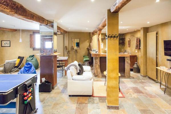 Casa Rural, Con Jacuzzi, Chimenea, Bbq, Bar Y Mucho Mas * Almazan